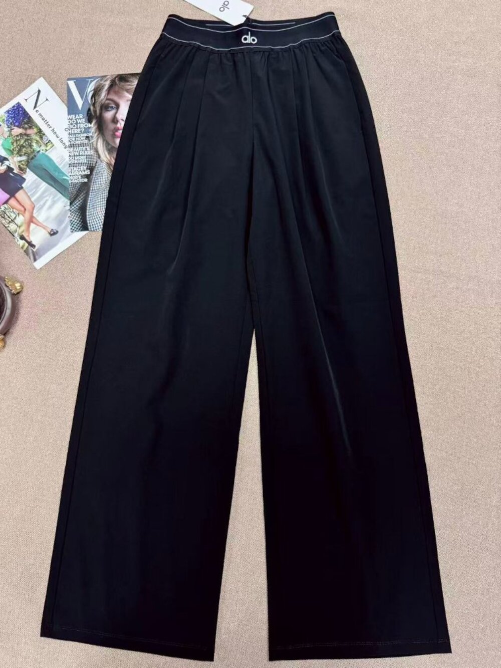NWT ALO Yoga Women's Suit Up Trouser💕Regular 30"inches - Picture 2 of 9